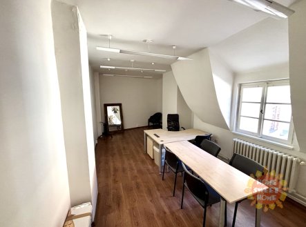 Pronájem kanceláře, 32 m²