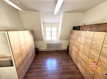 Pronájem kanceláře, 32 m²