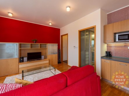 Pronájem bytu, 1+kk, 32 m²