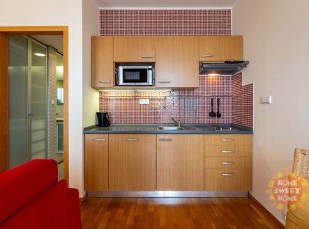 Pronájem bytu, 1+kk, 32 m²