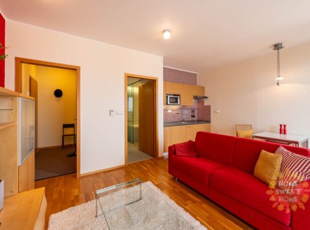 Pronájem bytu, 1+kk, 32 m²
