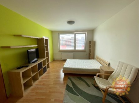 Pronájem bytu, 1+kk, 30 m²