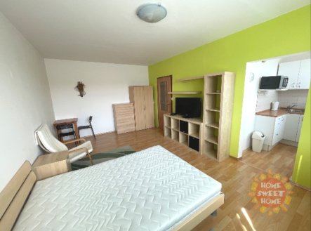 Pronájem bytu, 1+kk, 30 m² obrázek
