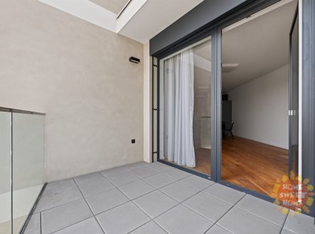 Pronájem bytu, 2+kk, 70 m²