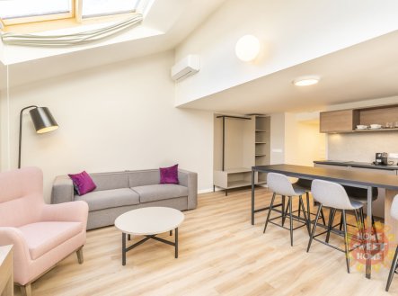 Pronájem bytu, 2+kk, 44 m²