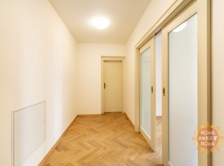 Pronájem bytu, 2+kk, 37 m²