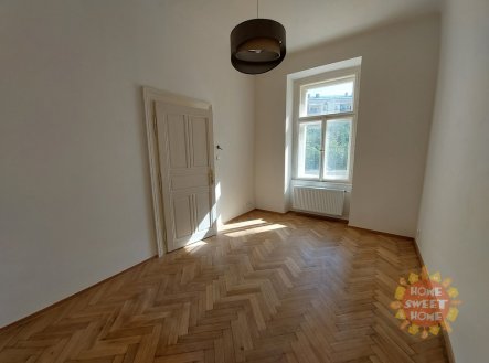Pronájem bytu, 2+kk, 37 m²
