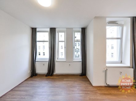 Pronájem bytu, 1+kk, 30 m²