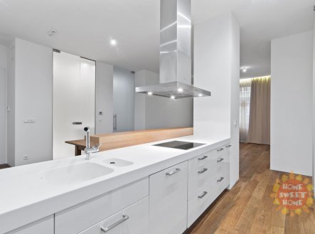 Pronájem bytu, 3+kk, 109 m²