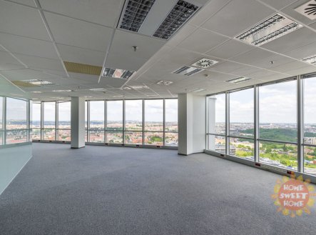 Pronájem kanceláře, 93 m²