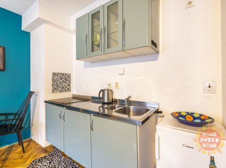 Pronájem bytu, 1+kk, 34 m²