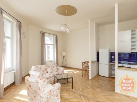 Pronájem bytu, 2+kk, 68 m²