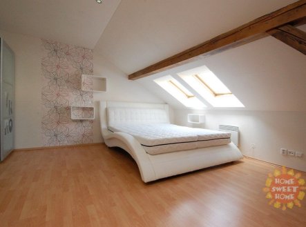 Pronájem bytu, 1+kk, 30 m²