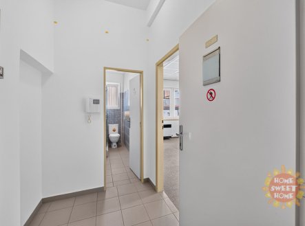 Pronájem kanceláře, 27 m²