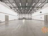 Pronájem skladu, 1 395 m²