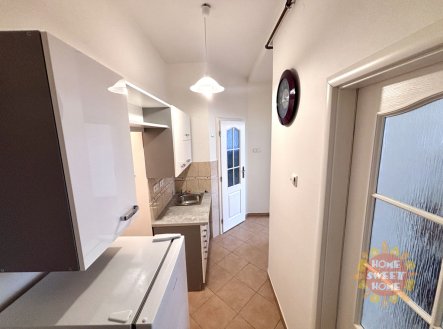 Pronájem bytu, 2+1, 46 m²