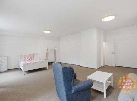 Pronájem kanceláře, 60 m²