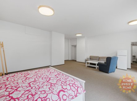 Pronájem kanceláře, 60 m²