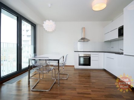 Pronájem bytu, 2+kk, 76 m²