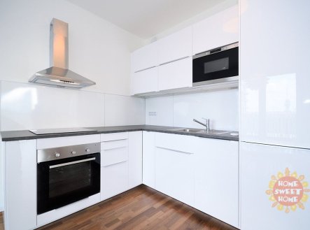 Pronájem bytu, 2+kk, 76 m²