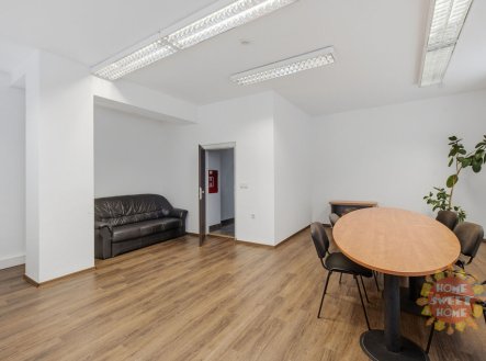 Pronájem kanceláře, 28 m²