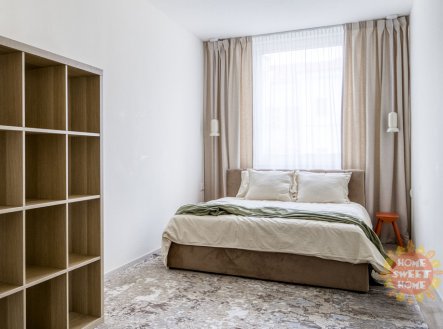Pronájem bytu, 2+kk, 62 m²