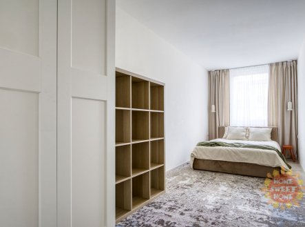 Pronájem bytu, 2+kk, 62 m²