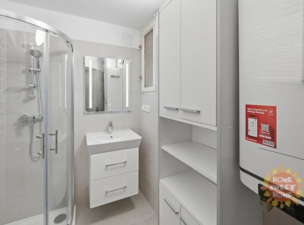 Pronájem bytu, 2+kk, 57 m²