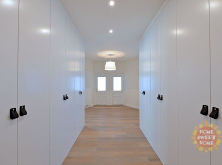 Pronájem bytu, 3+1, 137 m²