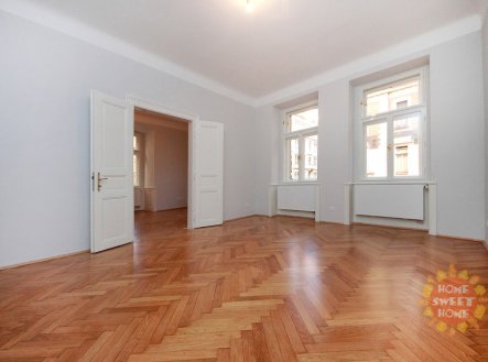 Pronájem kanceláře, 108 m²