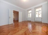 Pronájem kanceláře, 108 m²