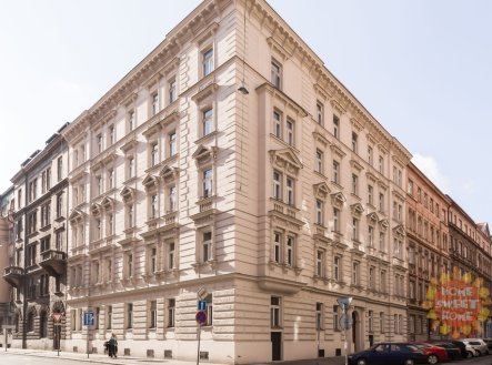 Pronájem kanceláře, 108 m²