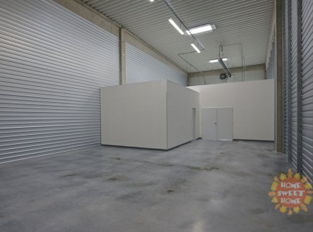 Pronájem obchodní prostory, 205 m²