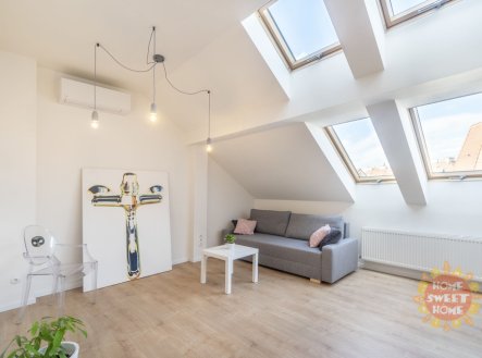 Pronájem bytu, 2+kk, 75 m²