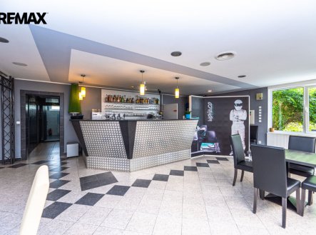 Prodej hotel, 550 m²