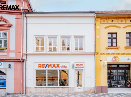Pronájem kanceláře, 100 m²