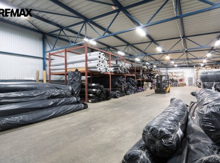 Prodej výrobní prostory, 2 325 m² obrázek