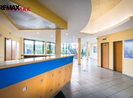 Prodej skladu, 2 325 m²
