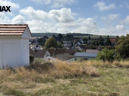 Prodej pozemku pro bydlení, 1 070 m²