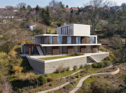 Prodej pozemku pro bydlení, 1 872 m²