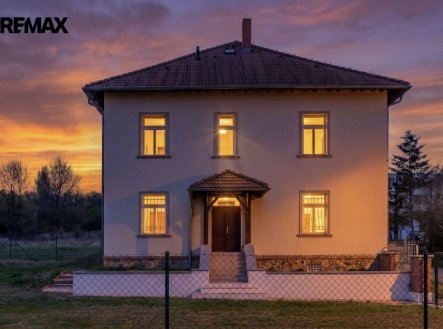 Prodej obchodní prostory, 403 m² obrázek