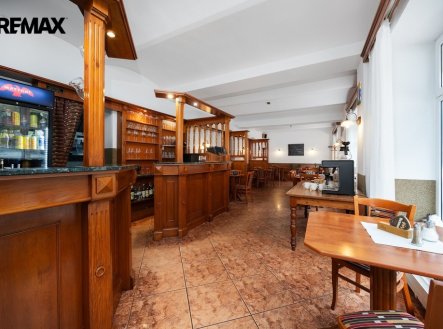 Prodej hotel, 435 m²