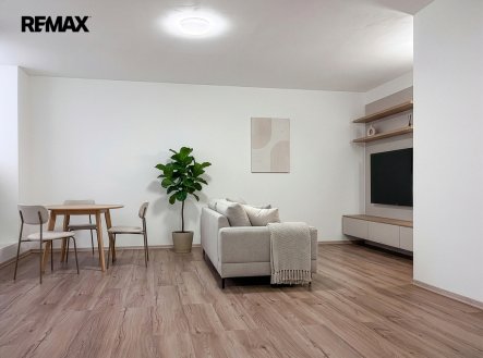 Prodej bytu, 1+kk, 37 m² obrázek