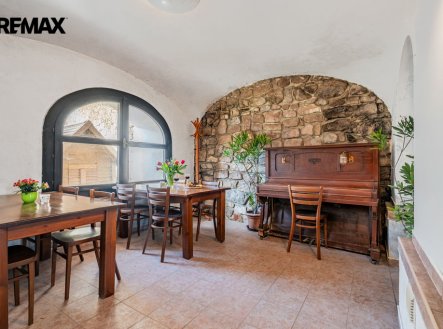 Prodej zemědělského objektu, 12 336 m²