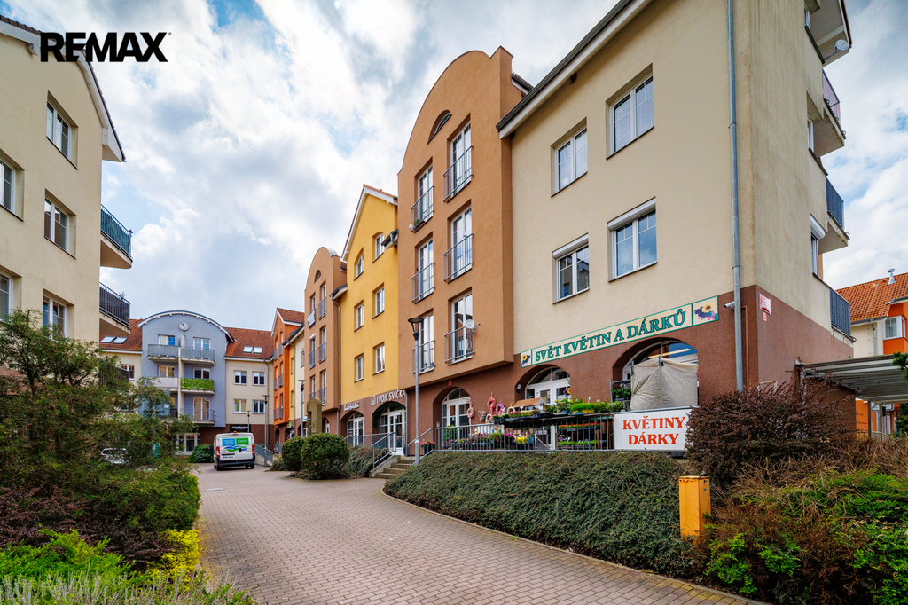 516a8701-hdr.jpg