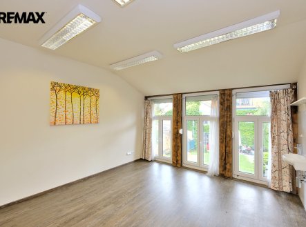 Pronájem kanceláře, 46 m²