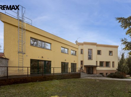Prodej jiné komerční nemovitosti, 675 m²