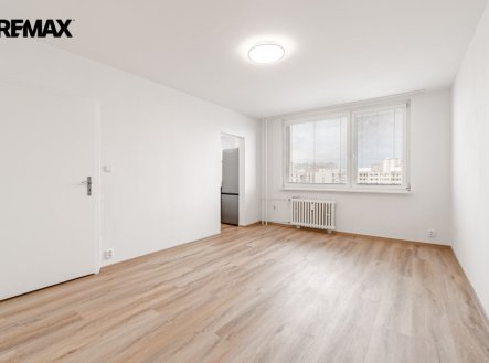 Pronájem bytu, 1+kk, 29 m²