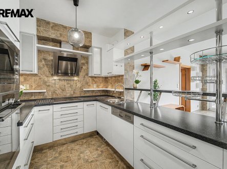 Prodej bytu, 3+kk, 95 m²