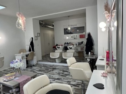 Pronájem obchodní prostory, 70 m²